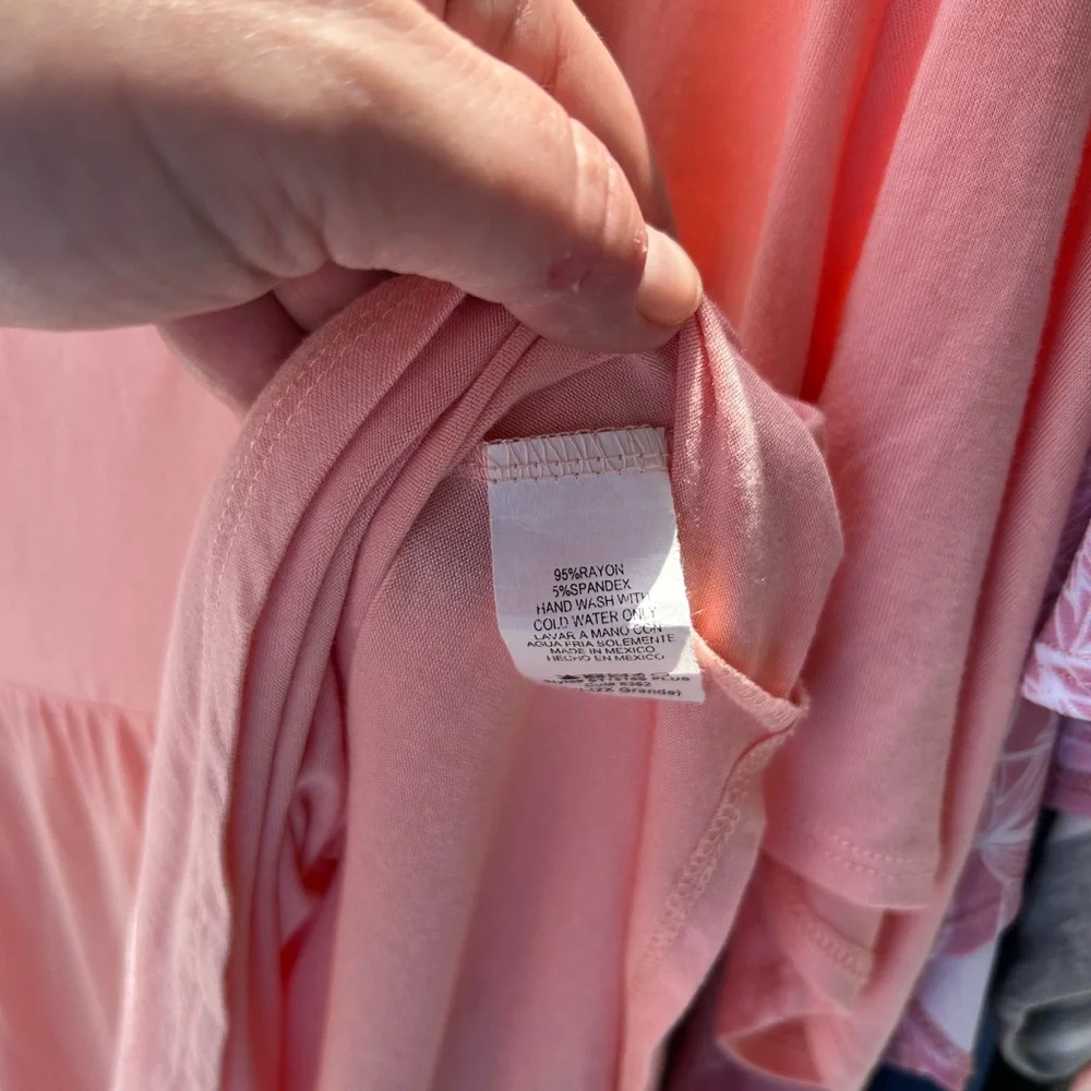 Women’s Top Lot of 2 tops - Picture 3 of 5